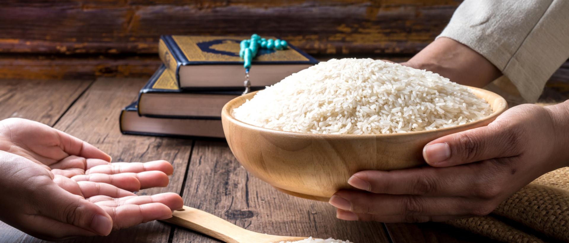 What’s The Difference Between Zakat And Sadaqah?